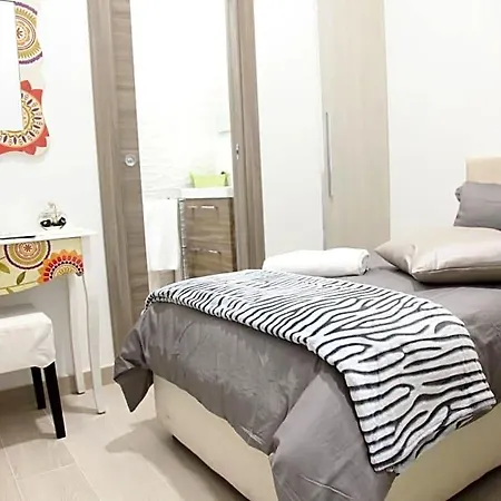 Suncity Bed and breakfast 4*